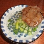 Yakiniku Izakaya Janjan - タンは、レモンで。