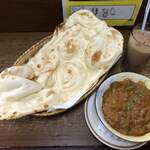 イスマイル - レバーマサラ。アイスチャイはたぶんサービス。