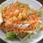 イスマイル - サラダもたぶんセット内