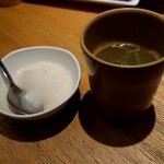 串鳥 - サービスのスープと大根おろし