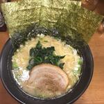 横浜家系ラーメン 旭家  - 