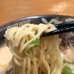 鹿児島ラーメン豚とろ - 半熟卵入り豚トロラーメン（1000円）