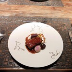 水の里恷 富岳群青 - あしたか牛