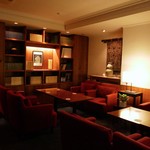 Bar Guardians Club - 落ち着いた書斎の様な雰囲気です