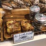 ケーキとパンのお店 ソレイユ - 売り場