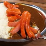 喫茶さっと - 高架下のカレー・タコさんウインナー800円＋大盛り200円