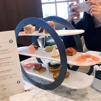 グリロジー バー＆グリル - 