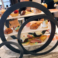 グリロジー バー＆グリル - 