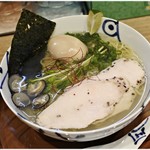 麺や 空月 - 大和しじみらーめん塩+味付たまご 910+100円 しじみ出汁たぷり♪