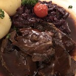 Altmarktkeller Dresdner Bierhaus - Ox cheek "Sauerbraten"(アップ)♪