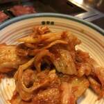基巳屋 - キムチ
      辛さ控えめフルーティー