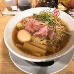 百年本舗 秋葉原総本店 - 中華そば