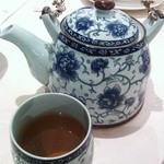 老香港酒家京都 - きんもくせいと鉄観音のお茶