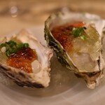 ワイン酒蔵 ビストロ魚バカ一代 - 広島県産牡蠣の2色ジュレ寄せ