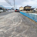 Teuchi Udon Hariya - 駐車場　東側　　店西側にもあります