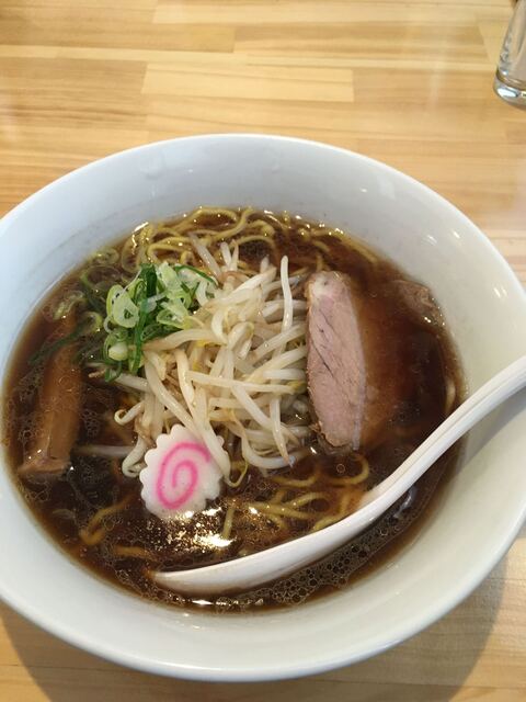 すみれ系列店の八の木で醤油ラーメンを By Nao L73 八乃木 ハチノキ 発寒 ラーメン 食べログ すみれ系列店の八の木で醤油ラーメンを By Nao L73 八乃木 ハチノキ 発寒 ラーメン 食べログ