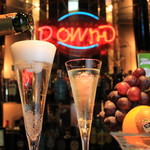 RESTAURANT BAR Down-D - 