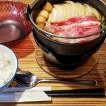 佰食屋 すき焼き専科 - すき焼き定食 １２１０円