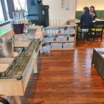 リ リーフ - ドリンクバー付近/雑誌