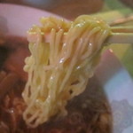 Sacchan - 中華そば風の鶏ガラスープに細麺