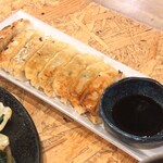 wafuudainingukushikatsunagomiya - 餃子８ケ ¥380