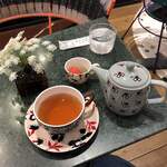 マルニ フラワー カフェ - 