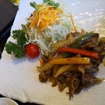 Kafe To Uri - 牛肉の野菜炒め