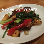 玩味 - 山芋と野菜のトーチ炒め物