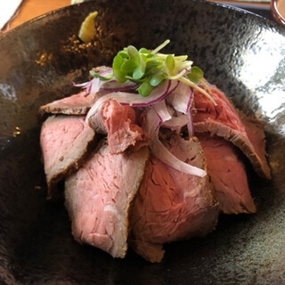 岩手でおすすめのカフェ ローストビーフ丼 をご紹介 食べログ