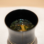 Ueno Sakae - 青海苔の赤出汁