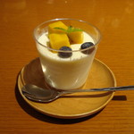 ティーカフェ - 料理写真:杏仁