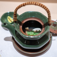 上野 榮 - 蛤、浅利、しじみのお出汁と、 丹波しめじの土瓶蒸し