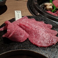 焼肉 The INNOCENT CARVERY 新丸ビル店 - 