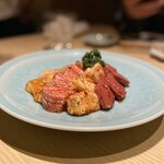 雪月花 たなかさとる - ホルモン盛り合わせ(ハツ、サンドミノ、ヒレのヒモ肉、小腸)