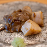 柚木元 - 2019.10 ブナハリタケと天然なめこソテー ホタテガイ 地物フィンガーライム