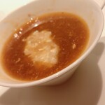 ドゥ エピセ - 干し貝柱の入ったフラン　上海蟹のスープ仕立て
