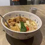名前のないラーメン屋 - 