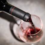 壁の穴 テラスモール湘南店