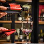 壁の穴 テラスモール湘南店