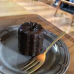 マコズ ベイクショップ - カヌレ