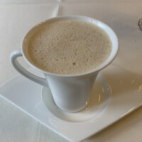 ロワ ドゥ ラ ナチュール - キノコのスープ カプチーノ仕立て