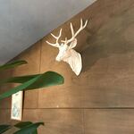 マコズ ベイクショップ - 鹿。
                                我が家にも欲しいな。