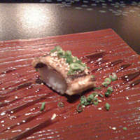 鉄板焼 天 六本木 - 穴子の握り。とろとろチーズいり。