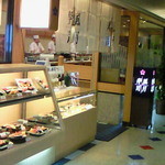 Fuugetsu Sushi - 2 店・玄関