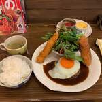 洋食 ふきのとう - ハンバーグ定食スペシャル(税込1,925円)