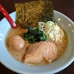 中川家 - 味玉のせラーメン 840円（税込）