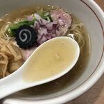 らぁ麺 くろ渦 - のどぐろアラのスープ