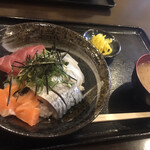 KA-TSU - 海鮮丼