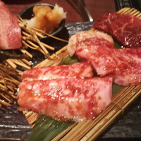 肉匠 牛虎 西中島店 - 