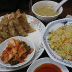 十八番 - 餃子定食(ミニチャーハン)これで550円!!